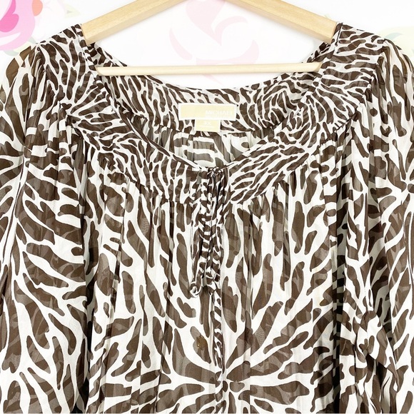 Michael Kors Brown Animal Print Silk Front Tie Blouse 3X - Picture 2 of 15